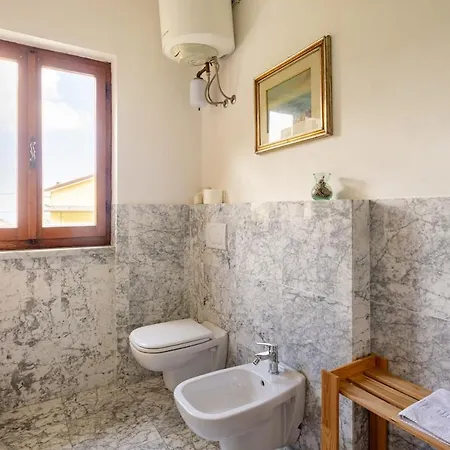 In The Heart Of The Apuan Alps With Terrace Apartman *
